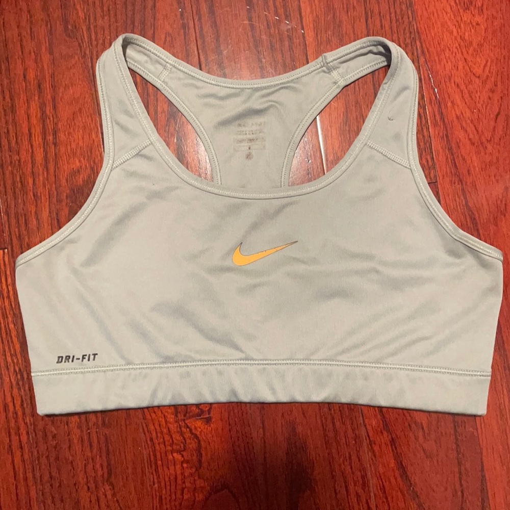 Large Nike sports bra